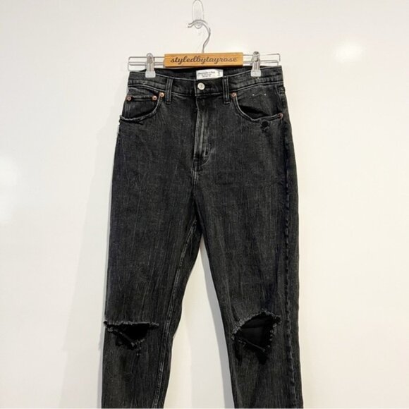 Abercrombie & Fitch Curve Love Ultra High Rise Ankle Straight Jeans - Picture 6 of 10